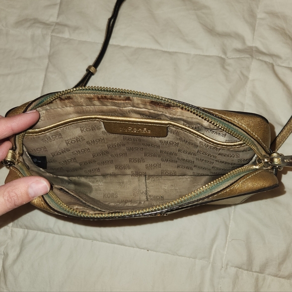 Michael Kors Gold Crossbody Bag - Picture 2 of 10
